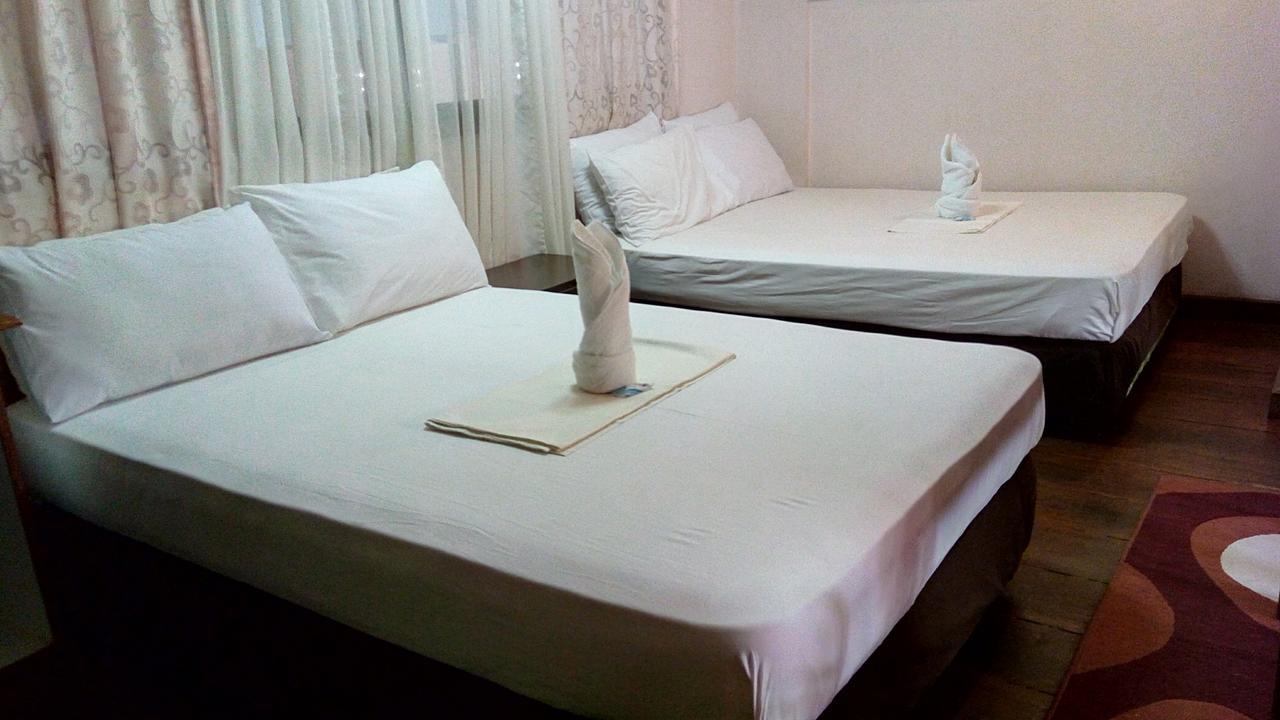 Peria Seafront Pensione Roxas  Екстериор снимка